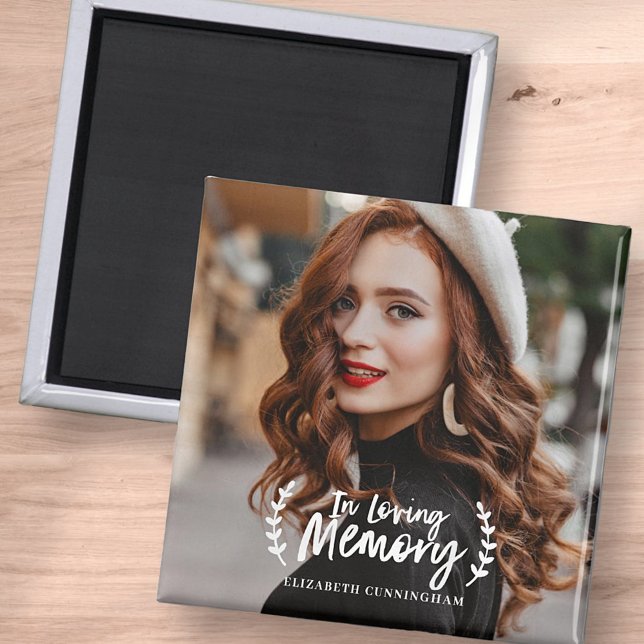 In Loving Memory Cursive Foliage Photo Memorial Magnet (Skapare uppladdad)