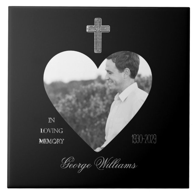 In Loving Memory Kor Heart Shape Photo Memorial Kakelplatta (Framsidan)