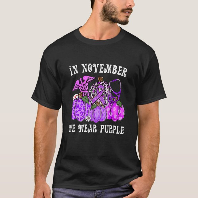 In November Family We Wear Purple Pumpkin Epilepsy T Shirt (Framsida)