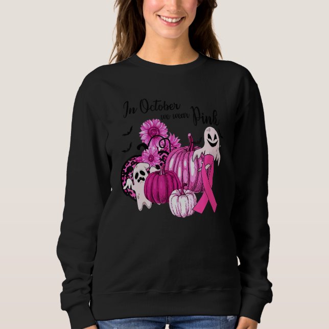 In October We Wear Pink Pumpkin Ghost And Flower T Shirt (Framsida)