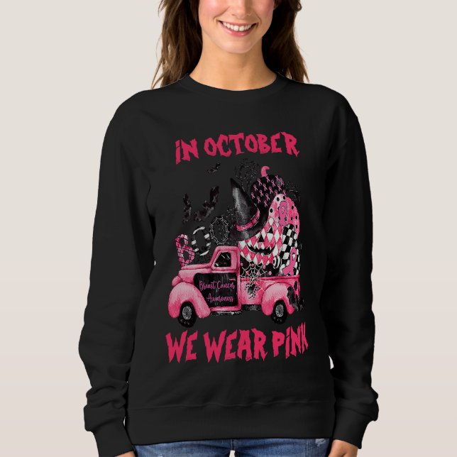 In October We Wear Pink Witch Truck Ribbon Pumpkin T Shirt (Framsida)