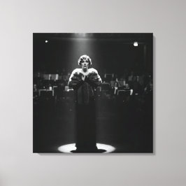 In the Spotlight, by Natasha Us Canvastryck