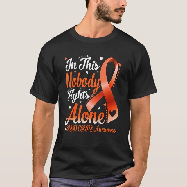In This Family Nobody Fight Alone RSD CRPS Awarene T Shirt (Framsida)
