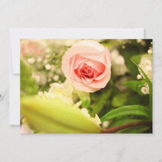 Inbjudan med blomsteromslag
