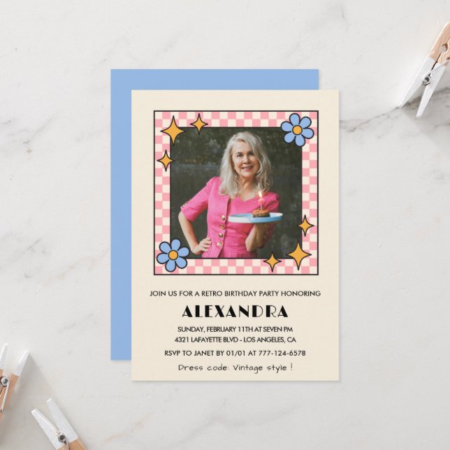 Inbjudan till 75-årsfirande Retro Groovy Blommig b (Fram/Back In Situ)