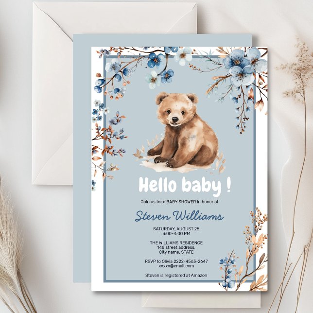 Inbjudan till babydusch för den röda björnskorgen (Cute bear with rustic blue flowers baby shower invitation)