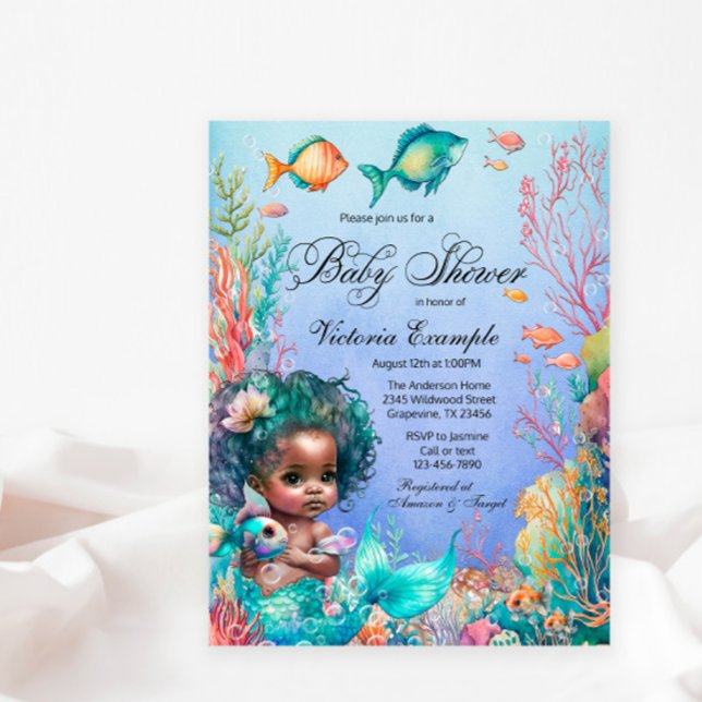 Inbjudan till den afrikanska Sjöjungfruns babyskor (Cute mermaid postcard baby shower invitation. )