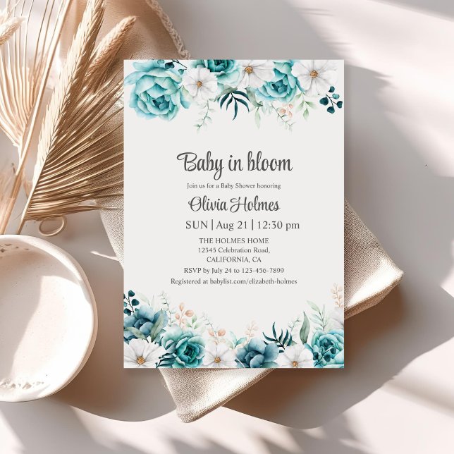 Inbjudan till en Blommigt med kalk- och off-white  (Teal and Off-White Floral Baby Shower Invitation on a neutral boho table.)