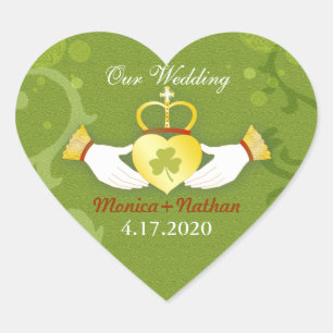 Inbjudan till grönt Irish Heart Shape Wedding Hjärtformat Klistermärke