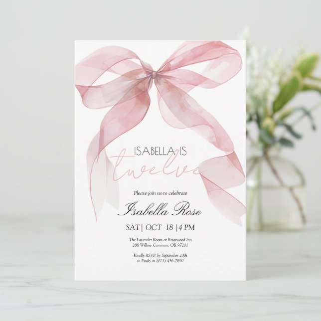 Inbjudan till rosa Watercolor Bow Birthday (Stående Fram)