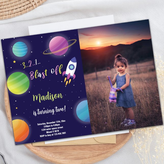 Inbjudan till rymden på födelsedagen med foto (Purple Rocket Outer Space Birthday Invitations pho)
