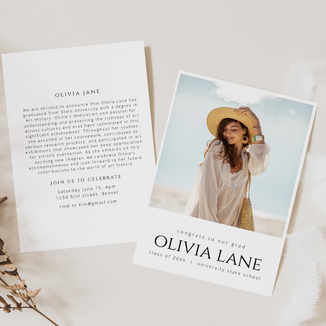 Inbjudan till studenten med foto och meddelande (Skapare uppladdad)