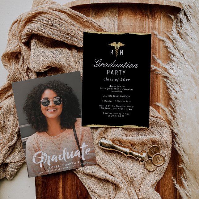 Inbjudan till studentfest för pensel-skript (Skapare uppladdad)