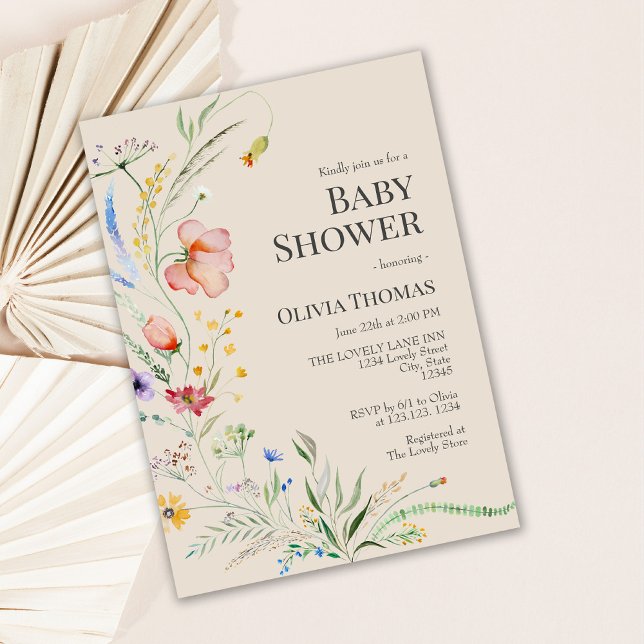 Inbjudan till Taupe Boho Wildblomma Baby Shower (Taupe Boho Wildflowers Baby Shower Invitation on neutral background.)