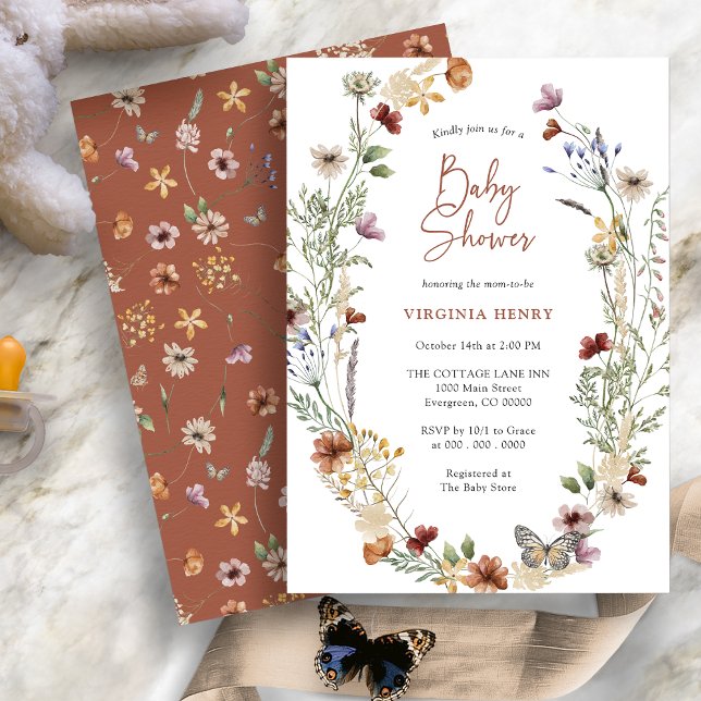 Inbjudan till Terracotta Boho Wildblomma Baby Show (Terracotta Boho Wildflower Baby Shower Invitation with Butterfly by Painted Paperie
)