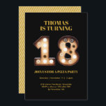 Inbjudan till tonåring 18:e födelsedag<br><div class="desc">Inbjudan till tonårsfödelsedag med upplyst nummertecken. Andra åldrar är också tillgängliga © Mini Moi-utskrifter</div>