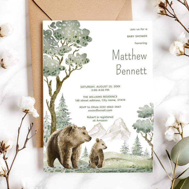 Inbjudan till vattenskog i mor och baby (Sage green watercolor forest baby shower invite with mother and baby bear. Perfect for nature-themed)