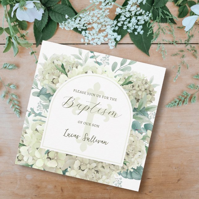 Inbjudan till vit Hydrangea Arch Baptism (Skapare uppladdad)