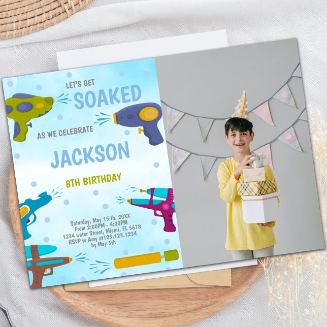 Inbjudningar till gult Blue Vatten Gun med foto (Yellow Blue Water Gun Invitations with photo)