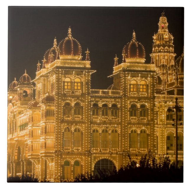 INDIA, Karnataka, Mysore: Majarajas palats (b) Kakelplatta (Framsidan)