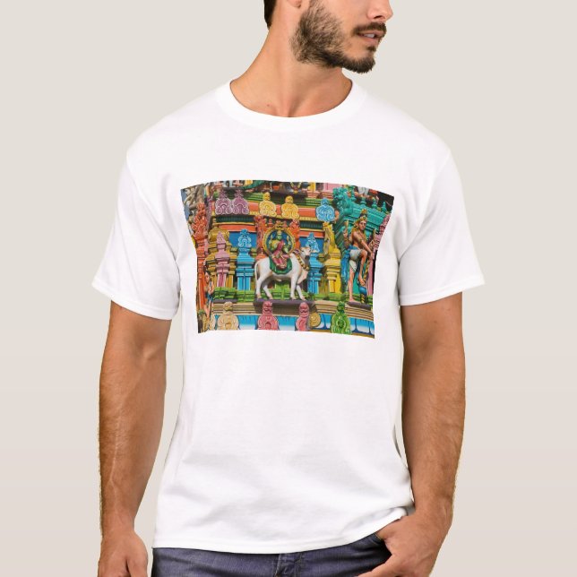 INDIA, Tamil Nadu, Chennai: Kapaleeshwarar T-shirt (Framsida)