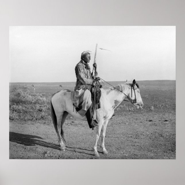 Indian på häst, 1907. Gammalt foto Poster (Framsidan)