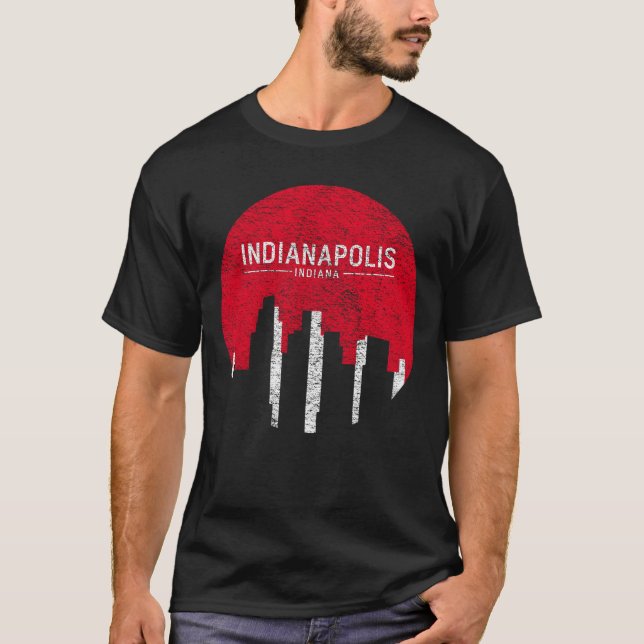 Indianapolis Indiana Distress Cityscape T Shirt (Framsida)