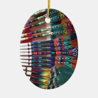 Indiankyrkan fläktar, kaffekoppen, skjortor julgransprydnad keramik