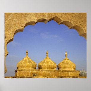 Indien, Rajasthan, Jaisalmer. Sandstenskupler Poster