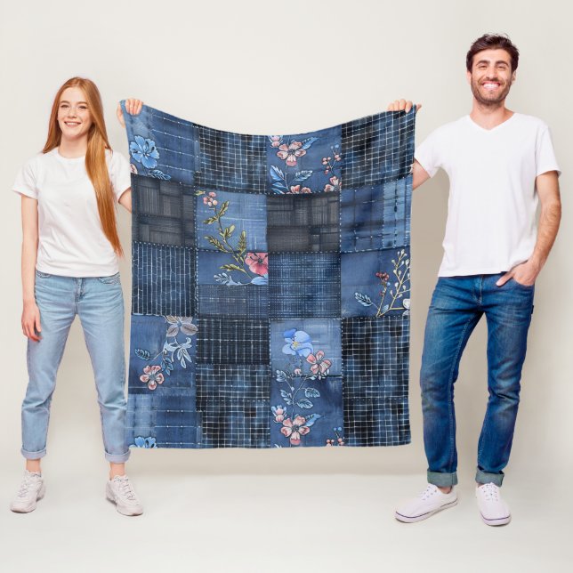 Indigo Blommig Lapptekniksmönster | Boho Denim Fleecefilt (På plats)