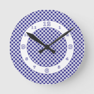 Indigo Blue Monochromatic Checks Rund Klocka