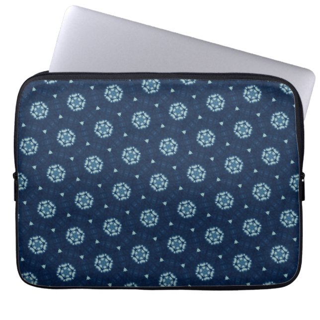 Indigo Spirit: Boho African Geometry Laptop Fodral (Framsidan)