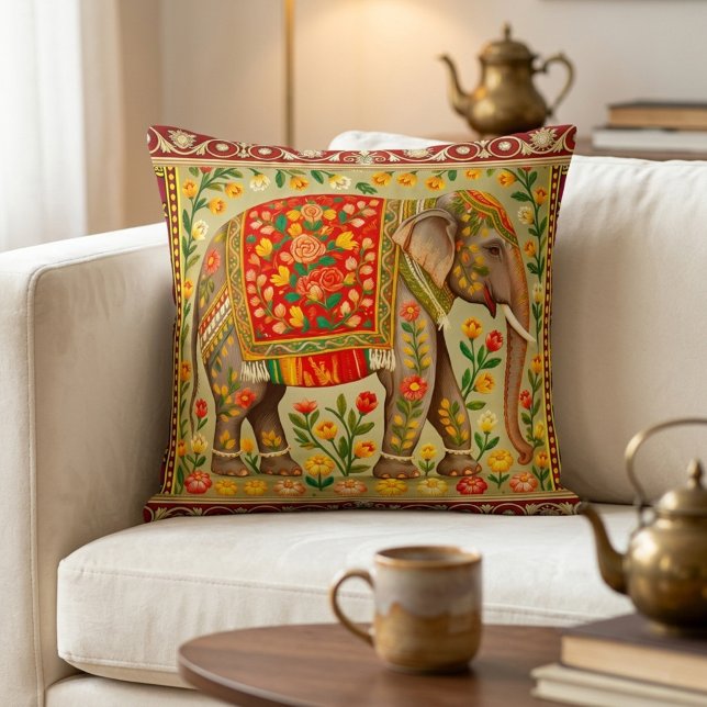 Indisk Elefant Blommig Bohemsk Konst Kudde (Bohemian art pillow featuring an Indian elephant in traditional style)