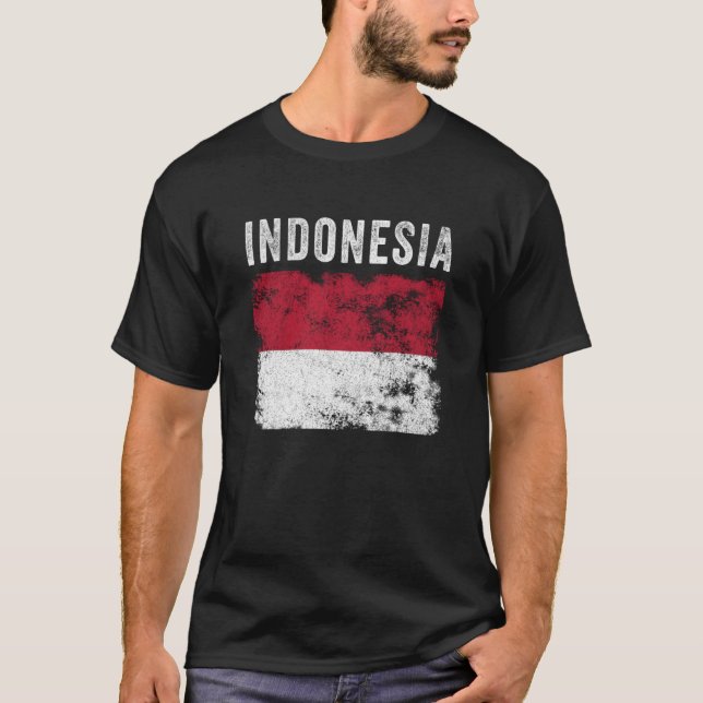 Indonesia Flag Distressed Men Women Kids Indonesia T Shirt (Framsida)