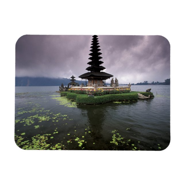 Indonesien, Bali, Ulun Danu tempel. Magnet (Horisontell)