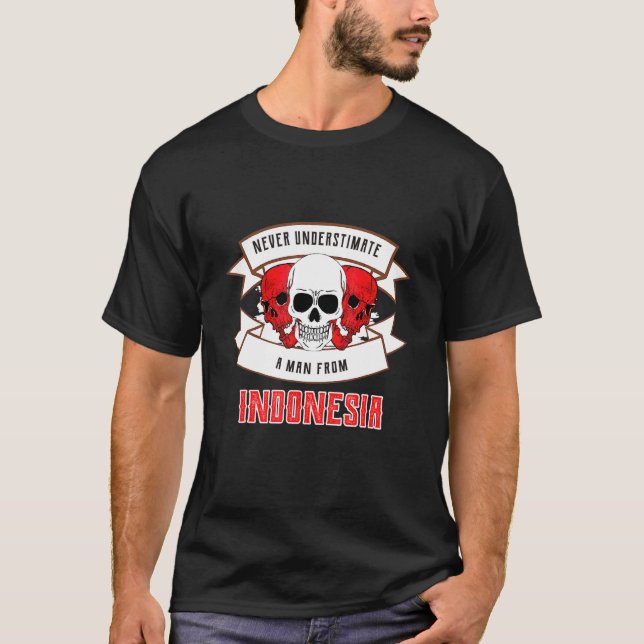 Indonesien Underskatta aldrig T Shirt (Framsida)