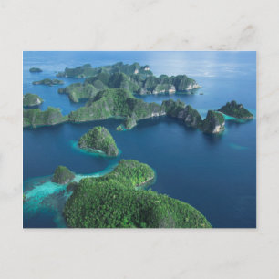 Indonesien, Westpapua. Flygbild över Raja Ampat Vykort