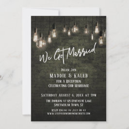 Industrial Brick med Edison Ljus Vi Har Married Inbjudningar