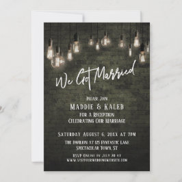 Industriellt tegel med Edison-ljus Vi Gift Oss Inbjudningar