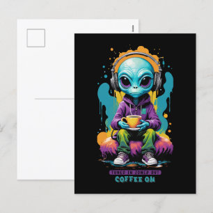 Infångad i utskuren kaffe på Cute Alien Art Helg Vykort