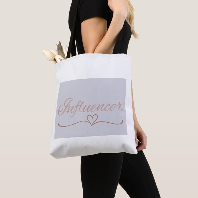 Influencer-estetik, sött födelsedagspresent för he tygkasse (Närbild)