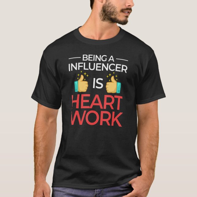 Influencer Innehåll Creator Social Media Specialis T Shirt (Framsida)