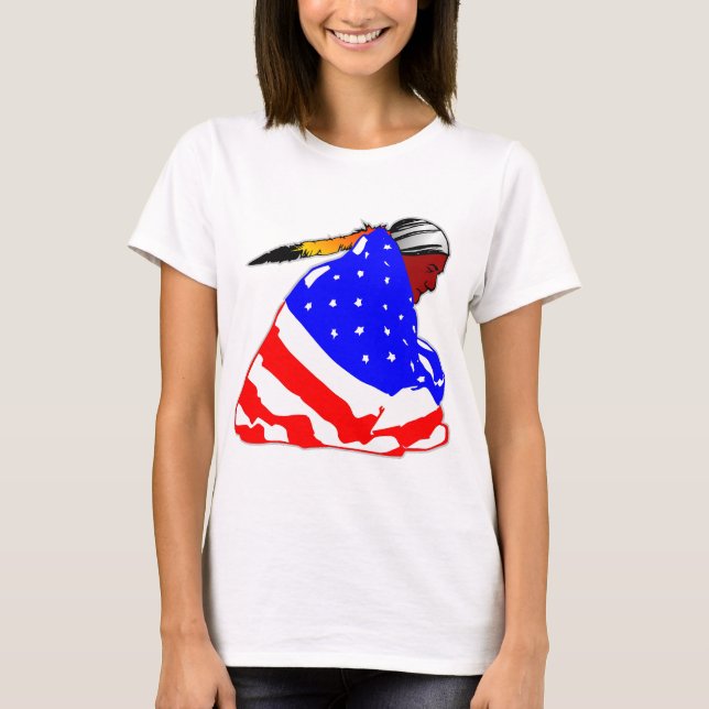 Infödd Indian inkapslad i amerikansk Flagga Tee Shirt (Framsida)