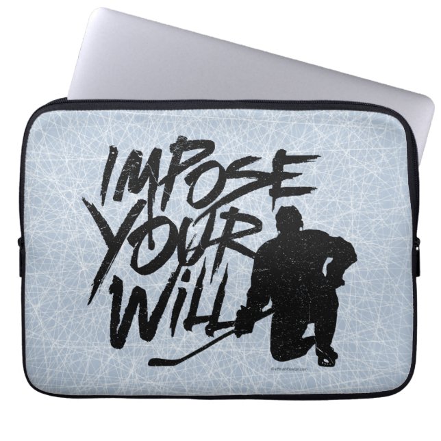 Inför din vilja (Hockey) Laptop Sleeve (Framsidan)