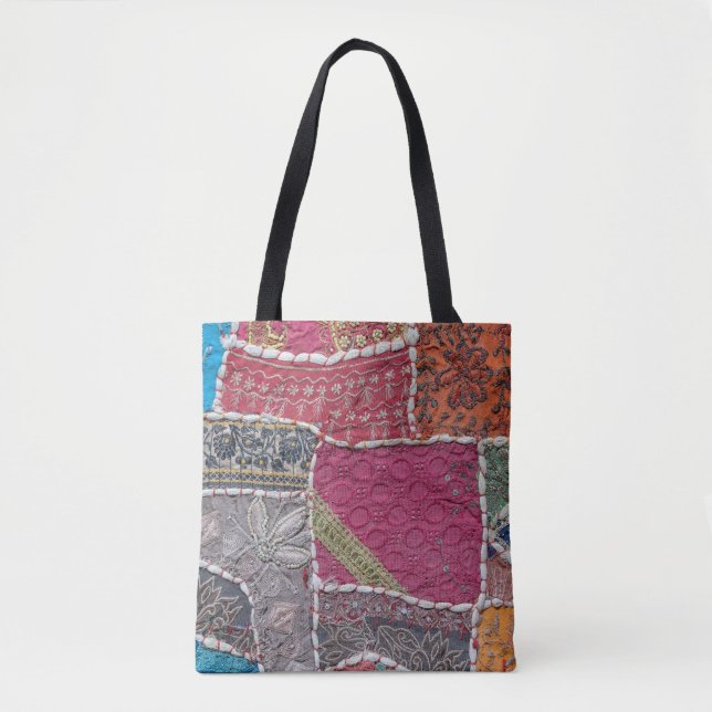 Information om färgat patchwork Carpet Closeup Det Tygkasse (Framsida)