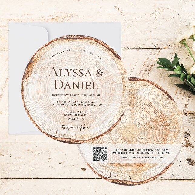 Information om träskklippt spannmål QR-kod Rustic  Inbjudningar (Unique round rustic wedding invitation with wood grain tree ring and instantly generated QR code.)