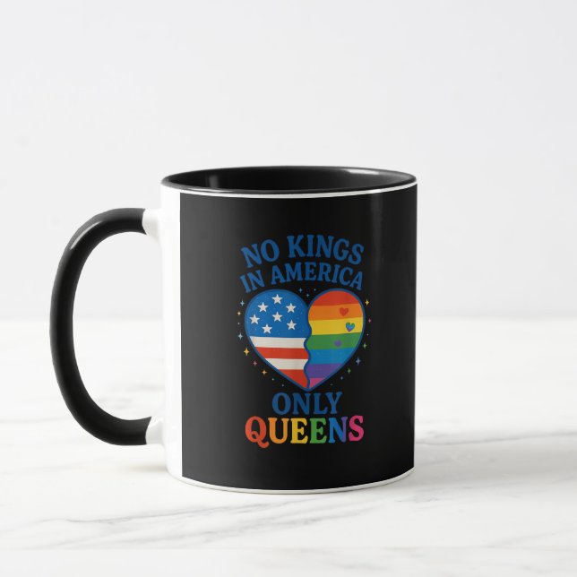 Inga kungar i Amerika, bara drottningar. Roligt HB Mugg (Vänster)