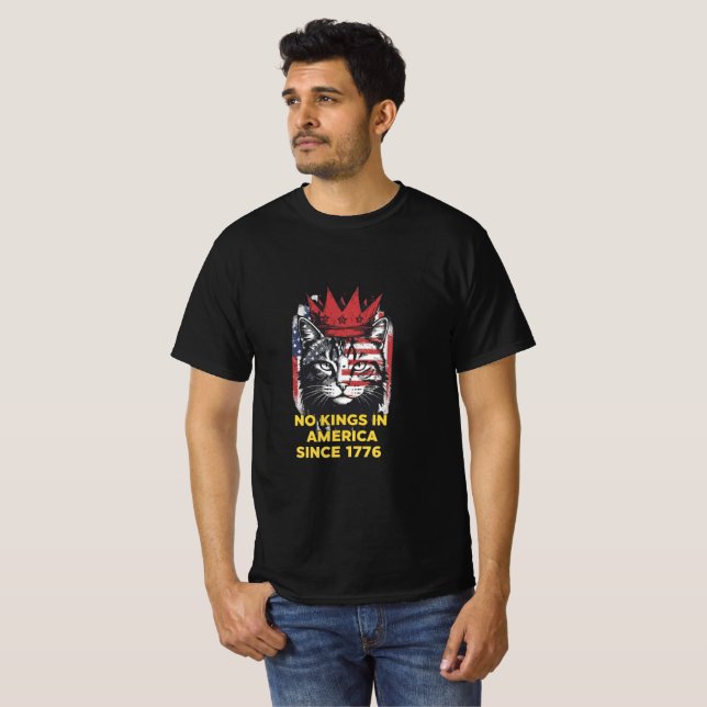 Inga kungar i Amerika sedan 1776 T-shirt (Hel framsida)