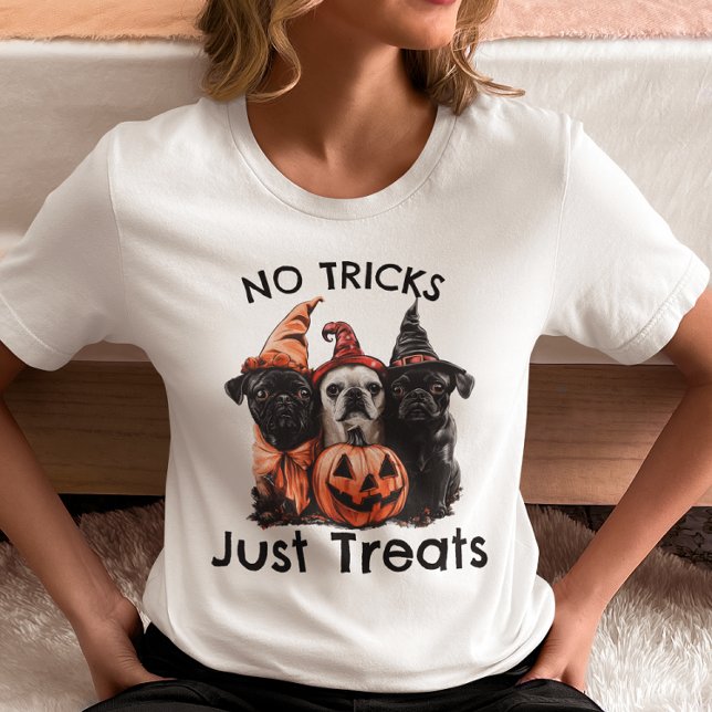 Inga tricks bara godsaker Halloween hundar T Shirt (Skapare uppladdad)
