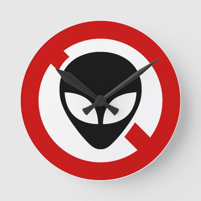 INGA UTOMJORDINGAR RUND KLOCKA (Framsida)